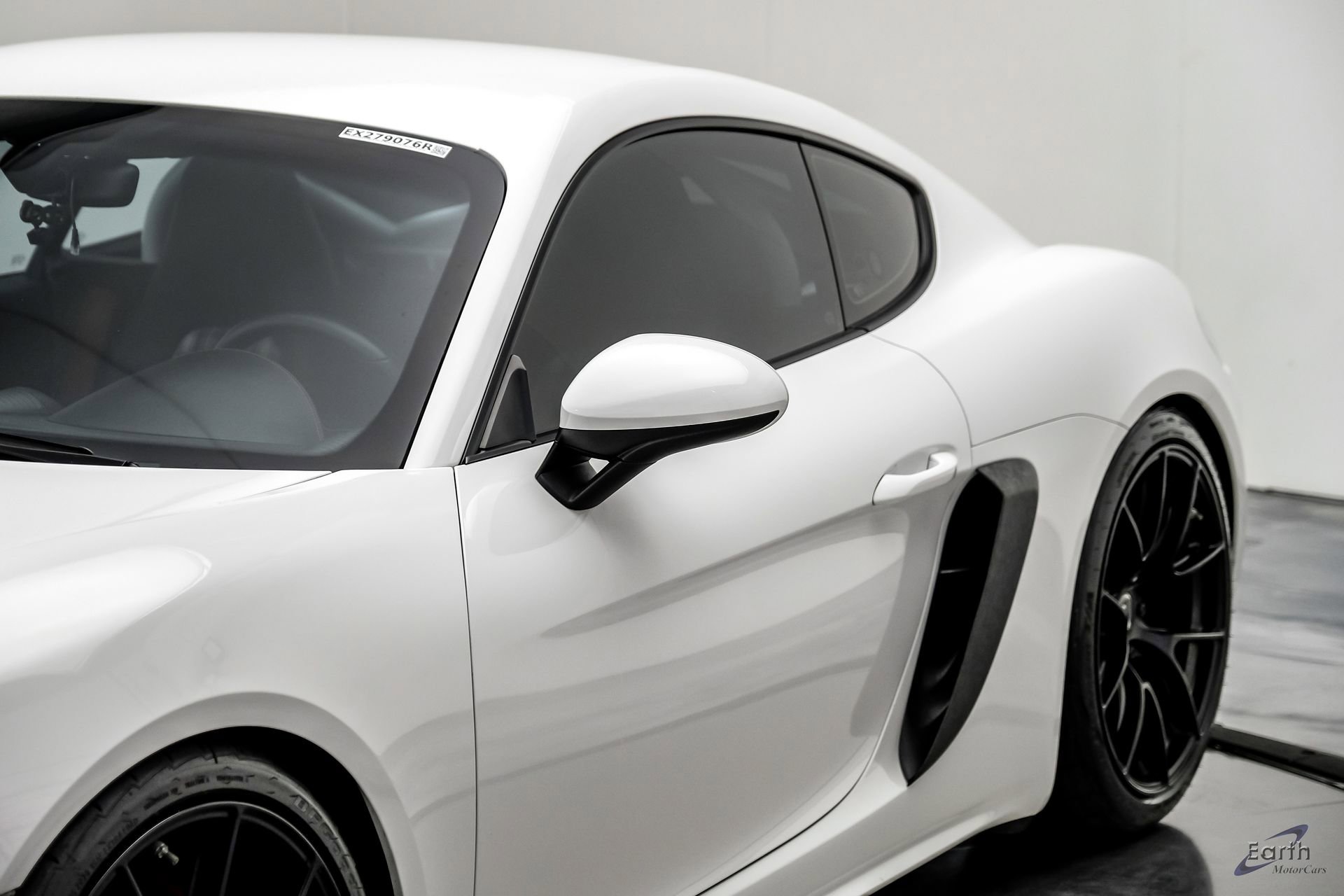 Used 2019 Porsche 718 Cayman GTS RWD image 31