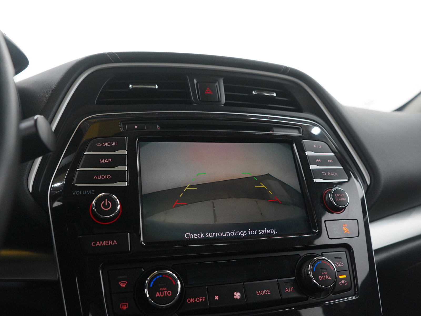 Used 2022 Nissan Maxima SL image 28