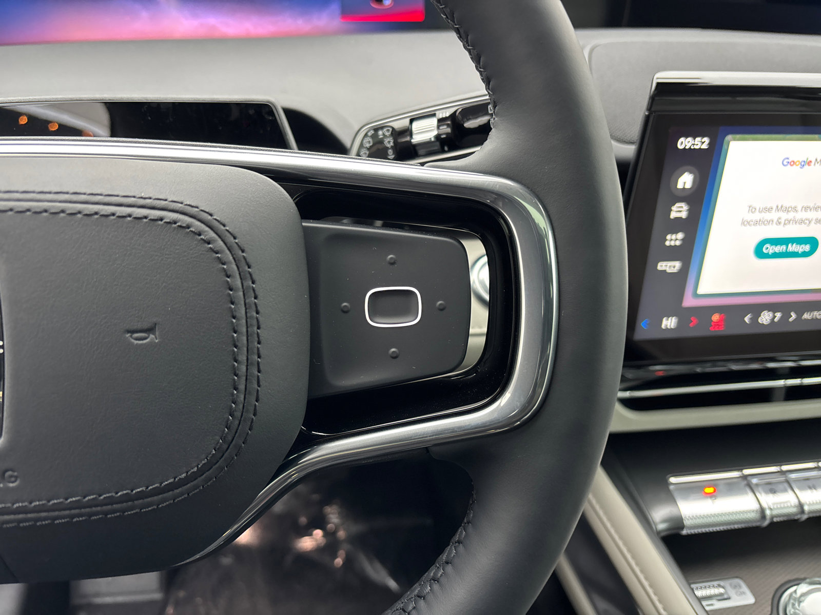 New 2026 Lincoln Nautilus Premier w/ Equipment Group 102A image 18