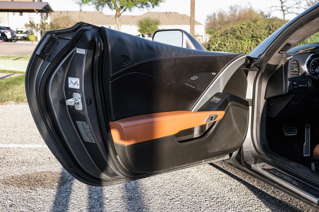 Used 2016 Chevrolet Corvette Stingray Convertible w/ 2LT Preferred Equipment Group image 37