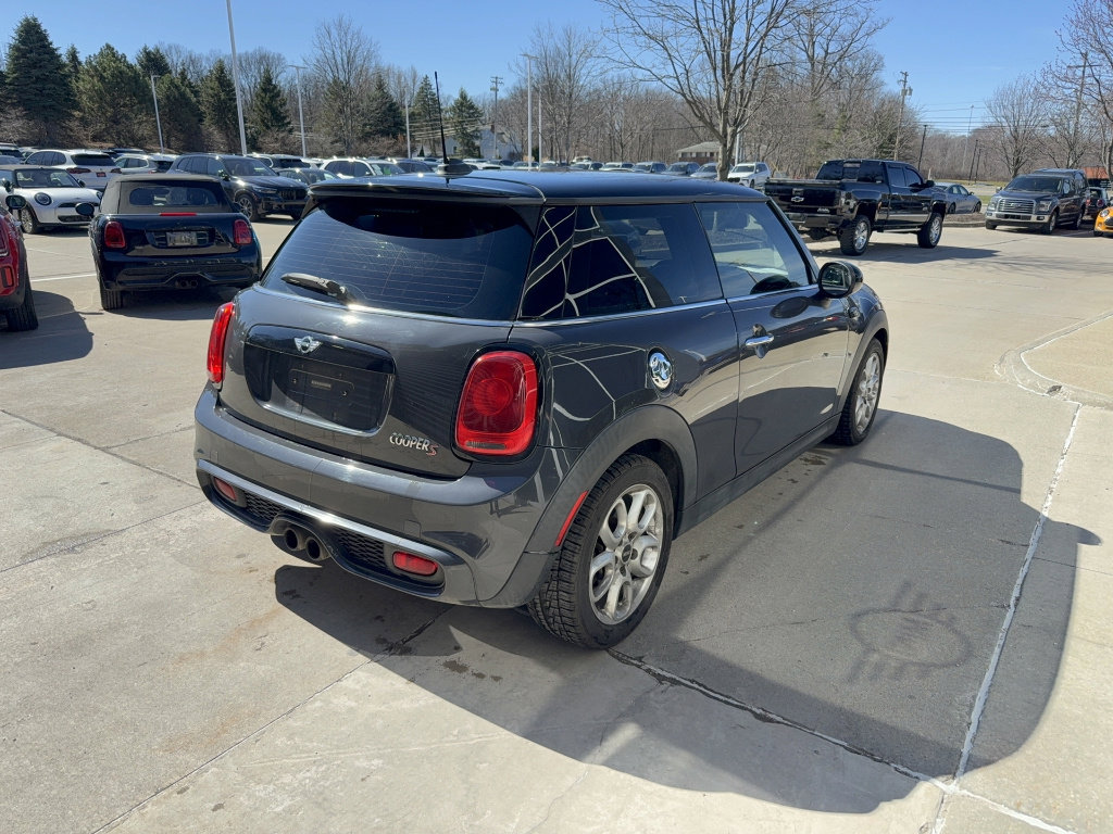 Used 2015 MINI Cooper S image 4