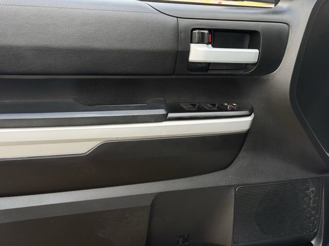 Used 2019 Toyota Tundra SR5 w/ SR5 Upgrade Package AWD/4WD image 27