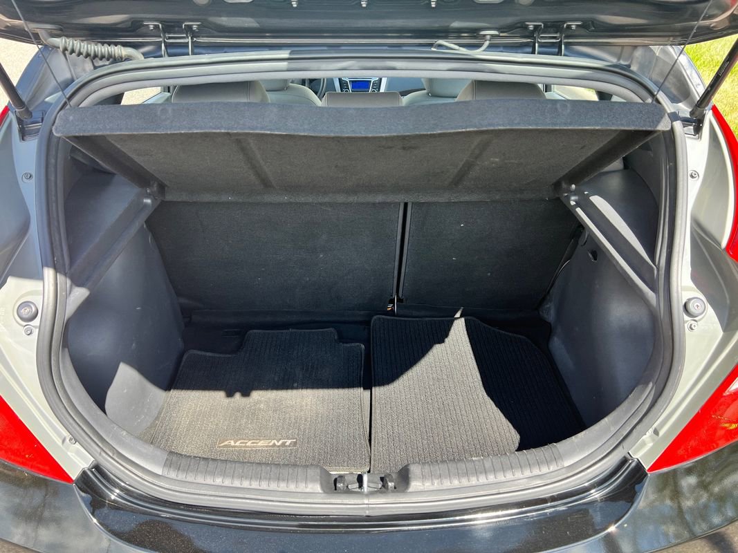 Used 2014 Hyundai Accent GS image 10