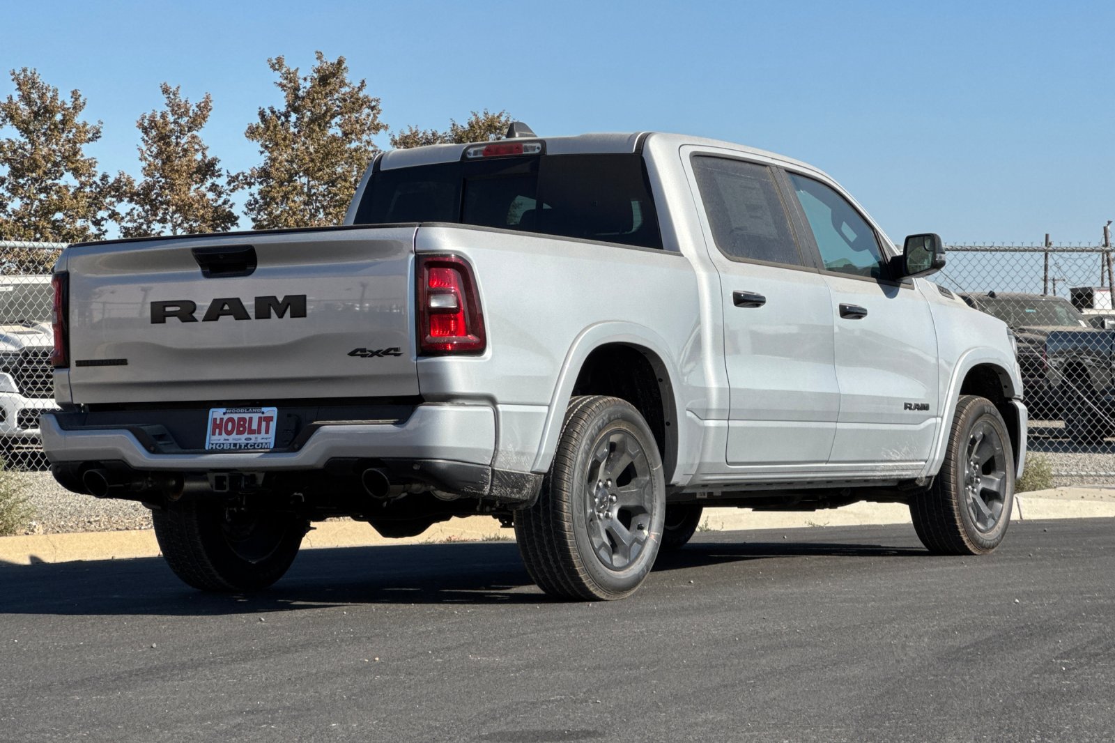 New 2027 RAM 1500 4x4 Crew Cab image 3