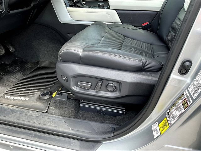 Used 2023 Toyota Tundra Capstone AWD/4WD image 42