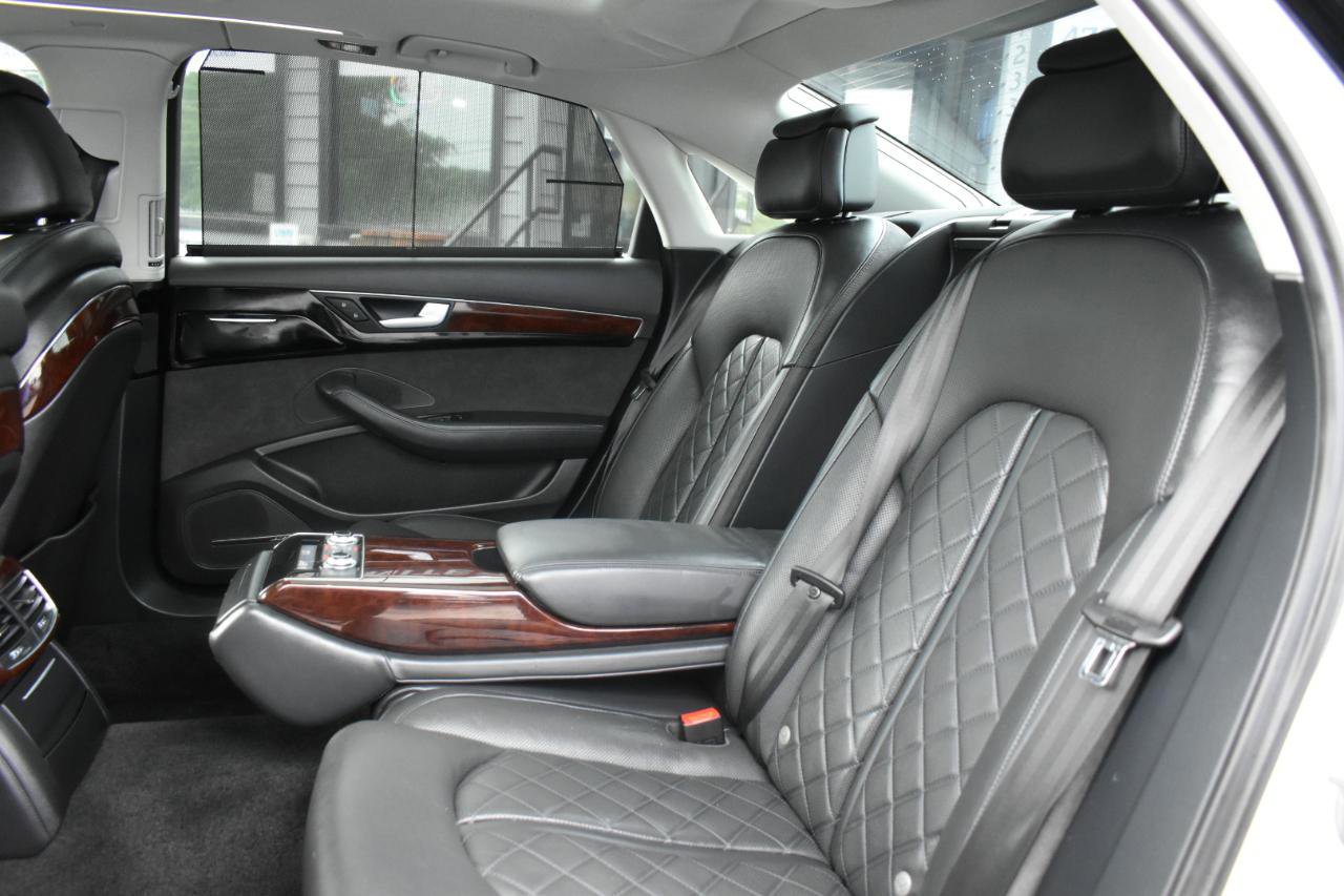Used 2013 Audi A8 L 3.0T AWD/4WD image 27