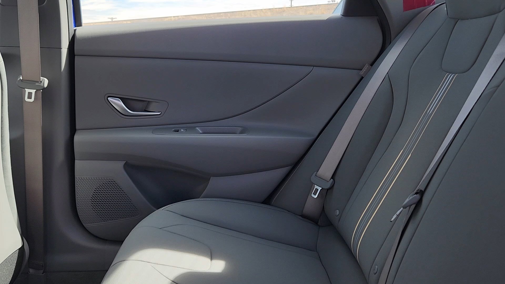 New 2026 Hyundai Elantra Blue image 15