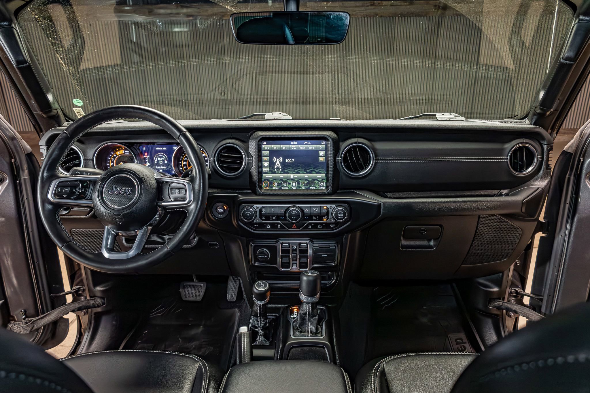 Used 2022 Jeep Gladiator Overland w/ Popular Equipment Package image 15