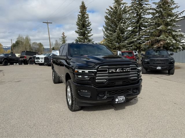 Used 2025 RAM 3500 Laramie w/ Sport Appearance Package AWD/4WD image 5