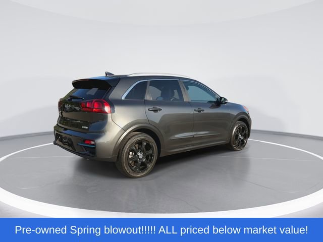 Used 2022 Kia Niro EX w/ Cold Weather Package FWD image 8