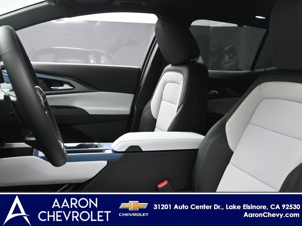 New 2026 Chevrolet Equinox EV LT AWD/4WD image 20