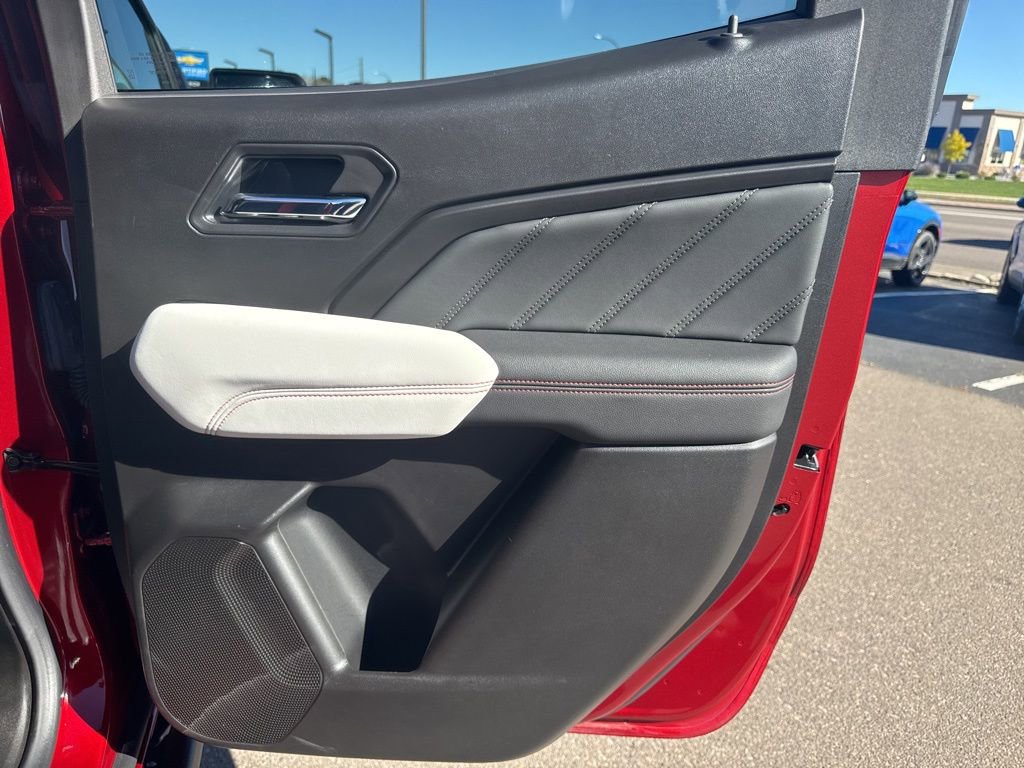 Certified 2025 GMC Canyon AT4 w/ AT4X AEV Edition image 26