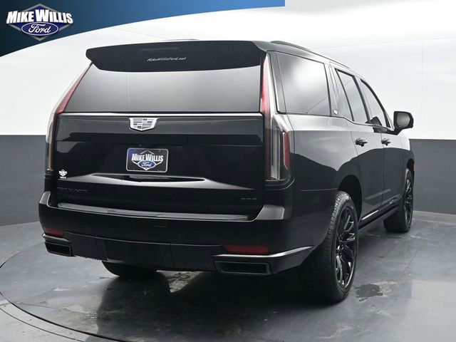 Used 2024 Cadillac Escalade Sport w/ LPO, ONYX Package image 7