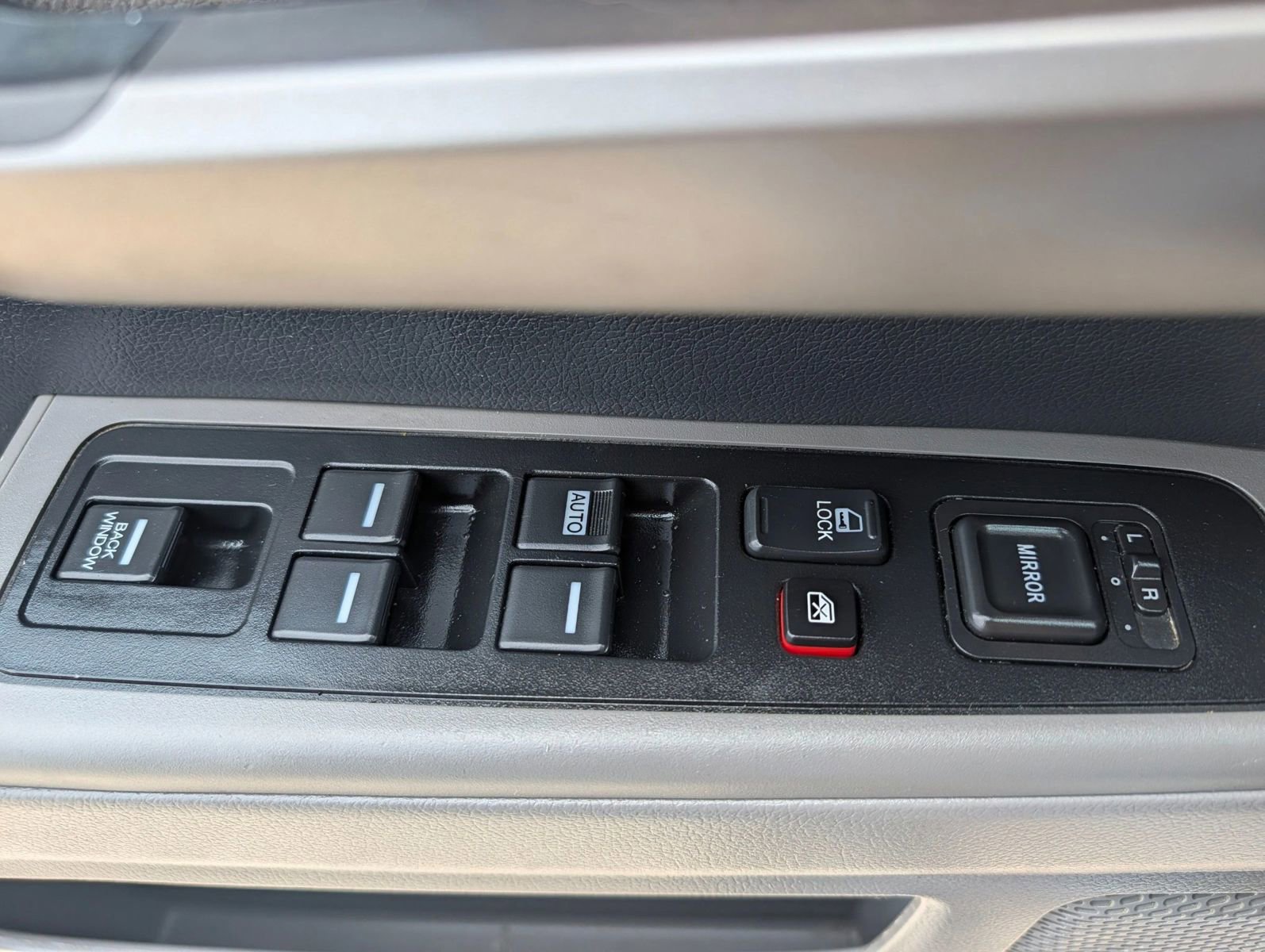 Used 2012 Honda Ridgeline RTS image 40