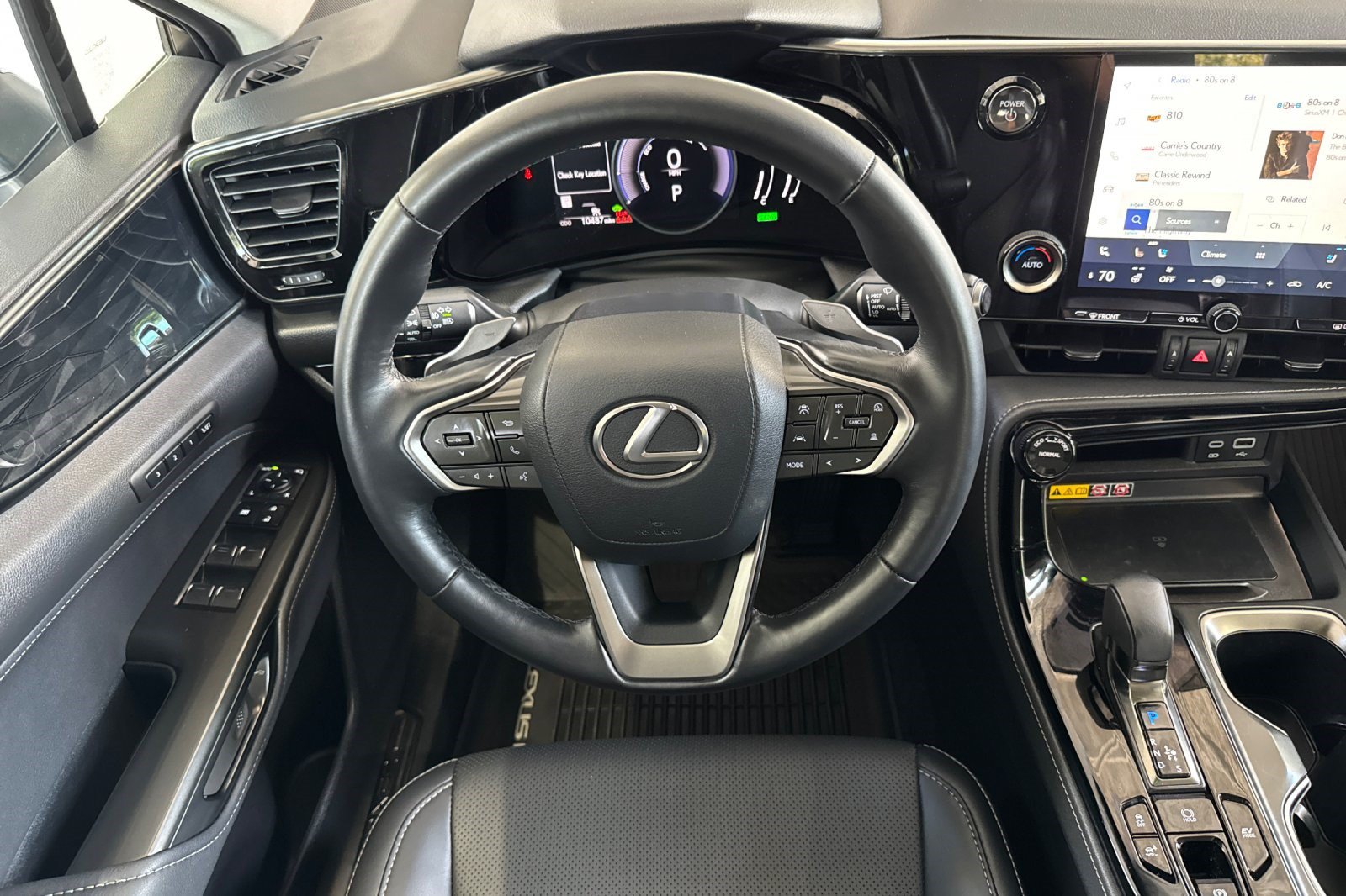 Certified 2026 Lexus NX 350h AWD w/ Accessory Package (2T) image 18