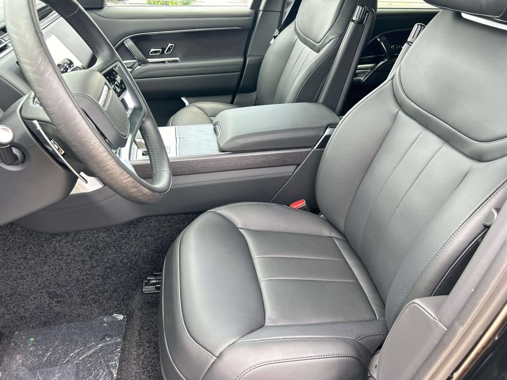 New 2026 Land Rover Range Rover Long Wheelbase Autobiography AWD/4WD image 11