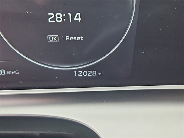 Certified 2024 Kia Seltos SX w/ SX Sunroof Package image 13