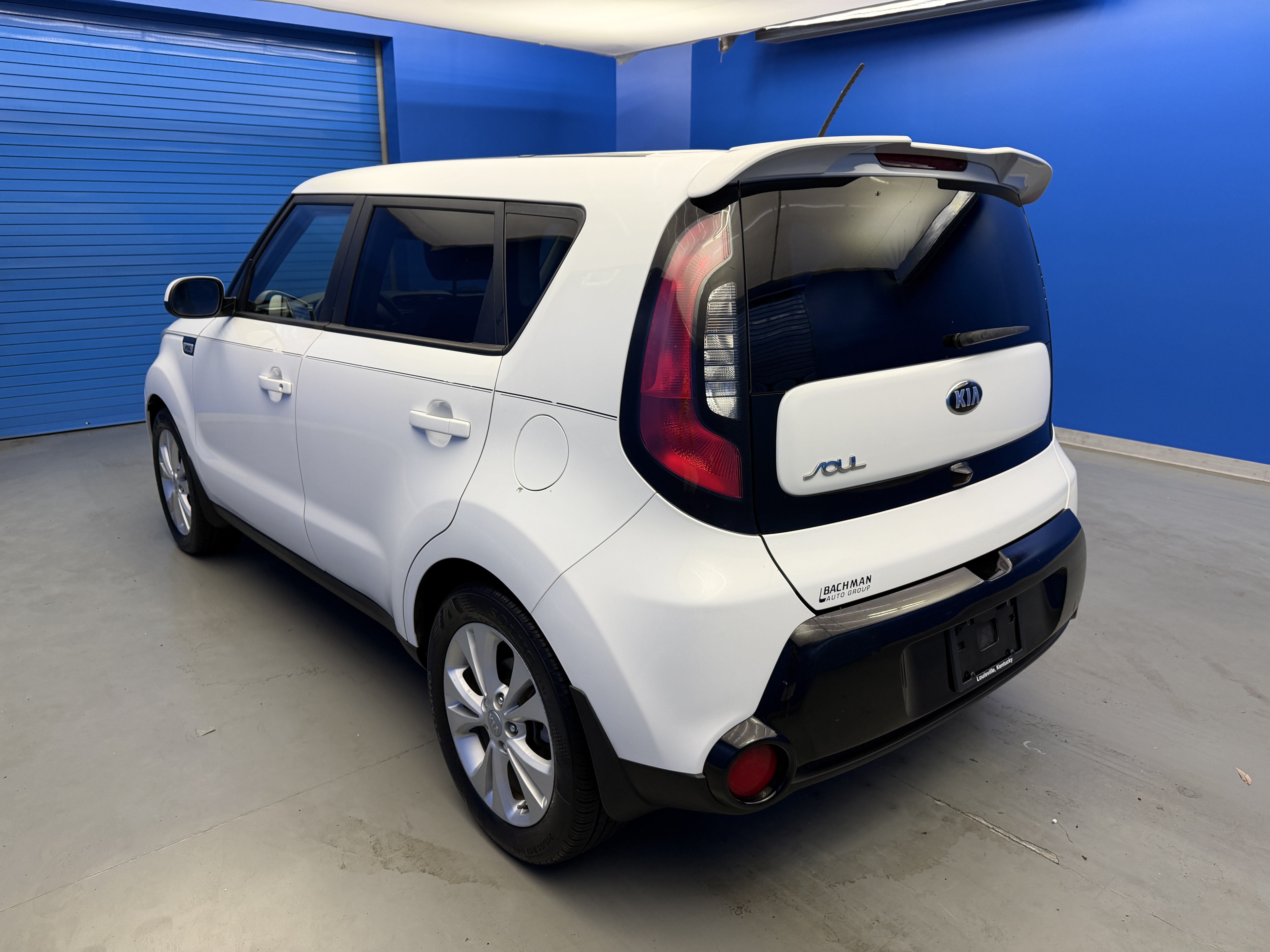 Used 2016 Kia Soul + FWD image 5