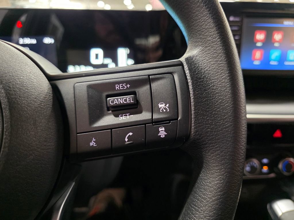 Used 2025 Nissan Kicks S AWD/4WD image 25