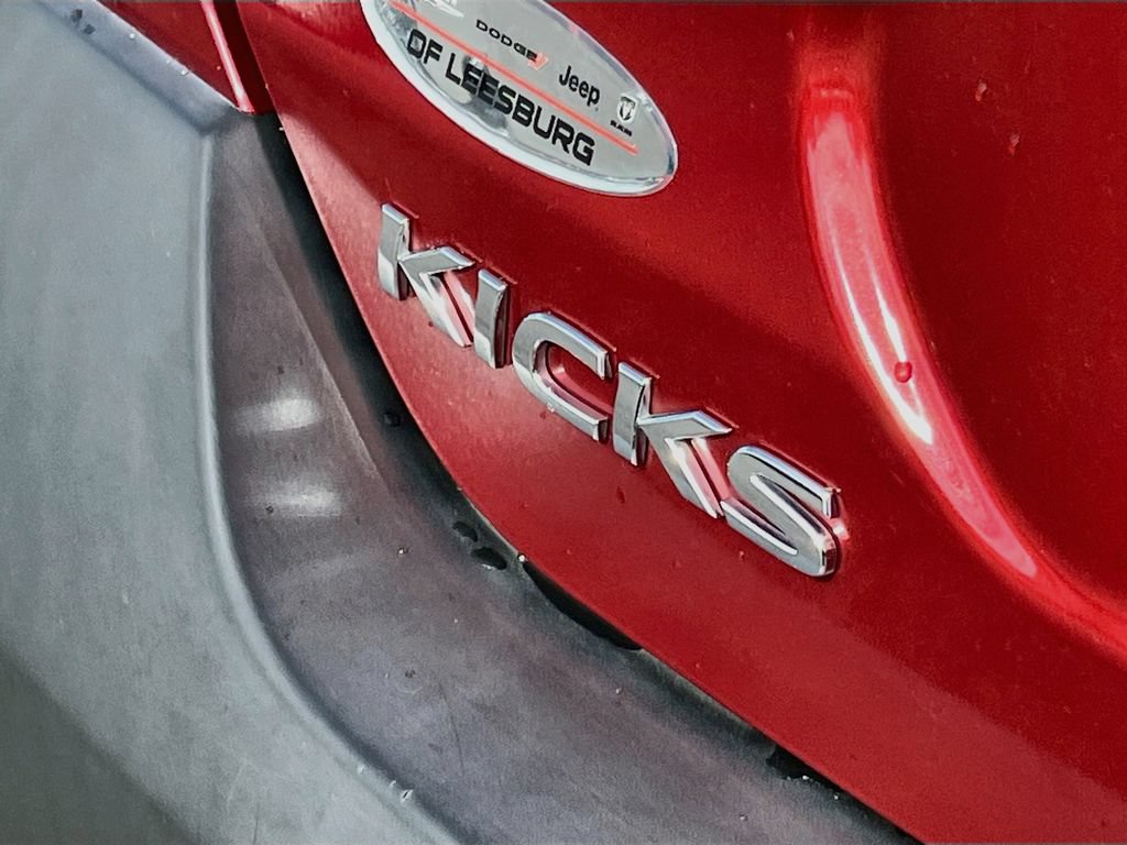 Used 2020 Nissan Kicks SV FWD image 30