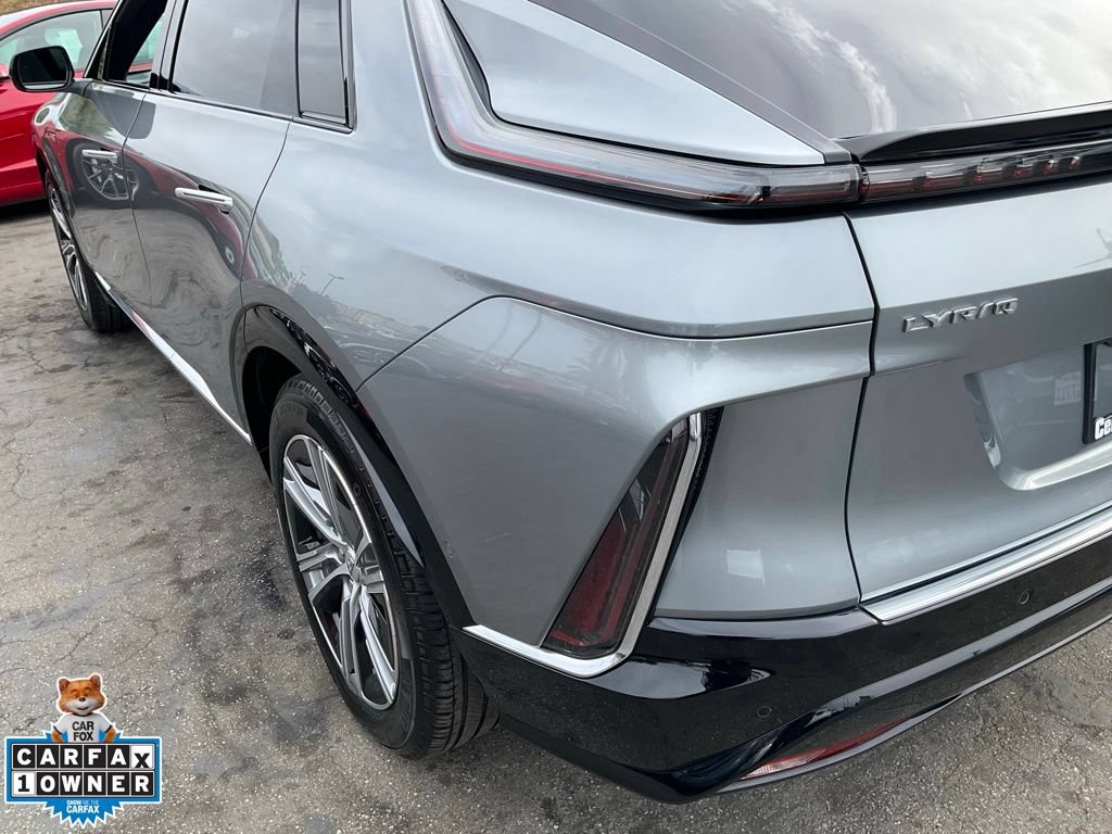 Used 2024 Cadillac Lyriq Luxury AWD/4WD image 96