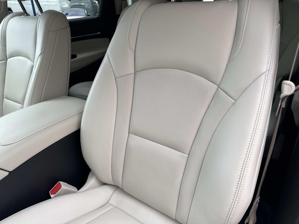 Used 2023 Buick Enclave Essence w/ Trailering Package, 5000 lbs. FWD image 21