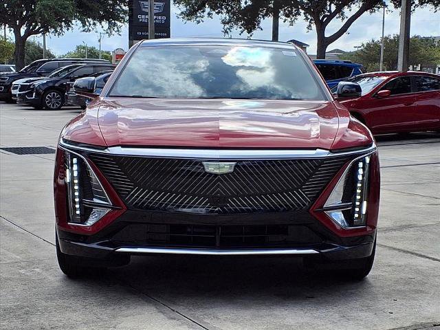 New 2026 Cadillac Lyriq Luxury RWD image 7