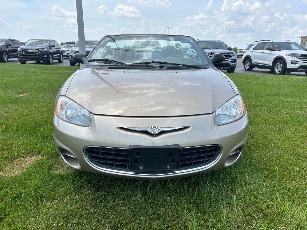 Used 2002 Chrysler Sebring LX image 7