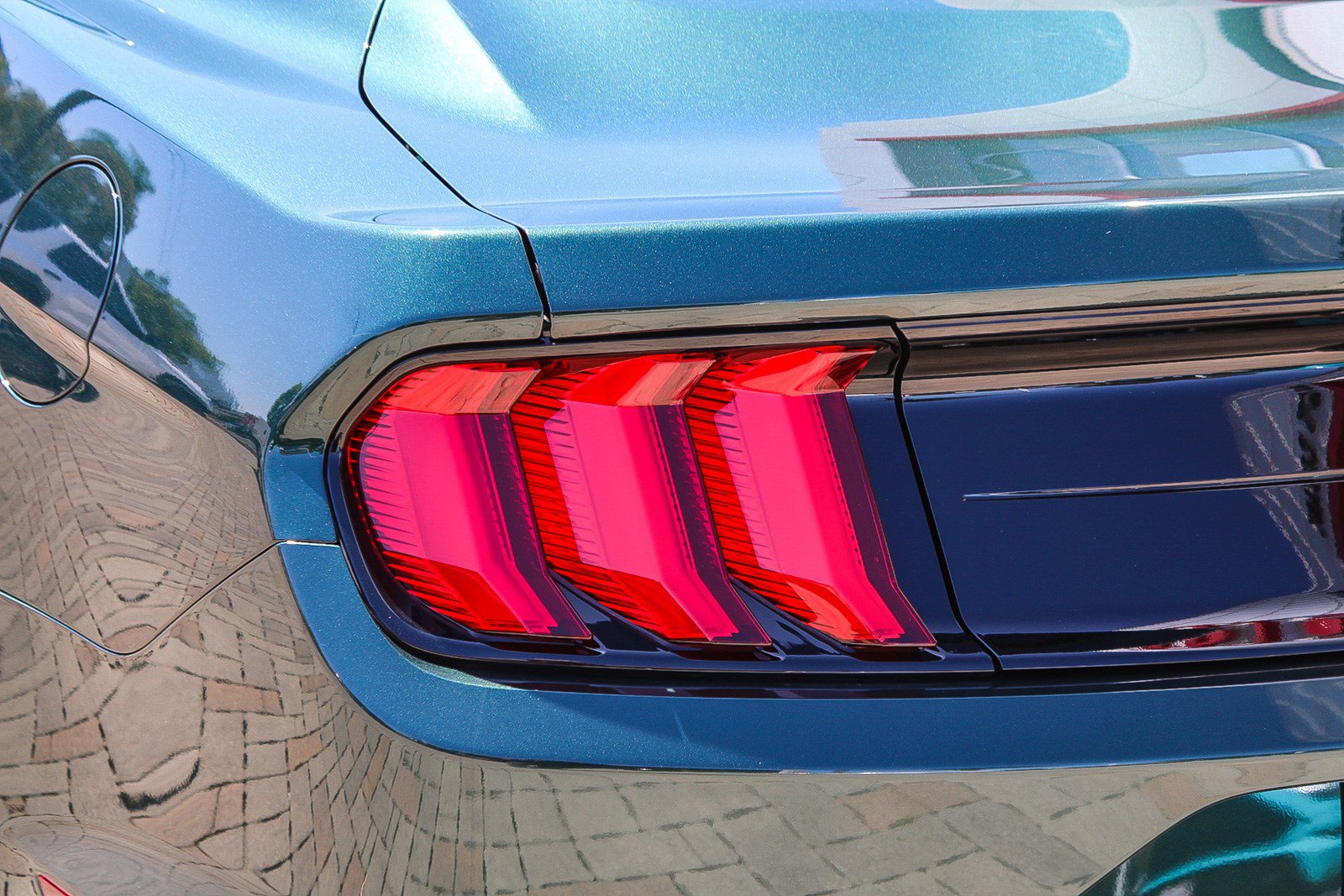 Used 2019 Ford Mustang Bullitt w/ Bullitt Electronics Package RWD image 11