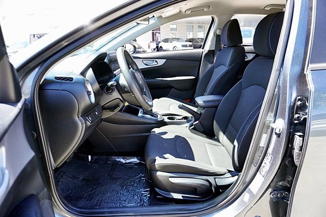 Used 2024 Kia Forte LXS FWD image 20