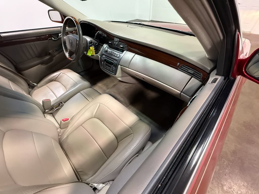 Used 2005 Cadillac De Ville DHS w/ Equipment Group FWD image 60