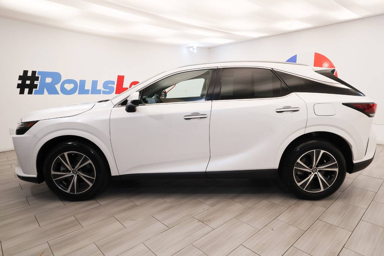 Used 2023 Lexus RX 350h w/ Cold Area Package AWD/4WD image 2