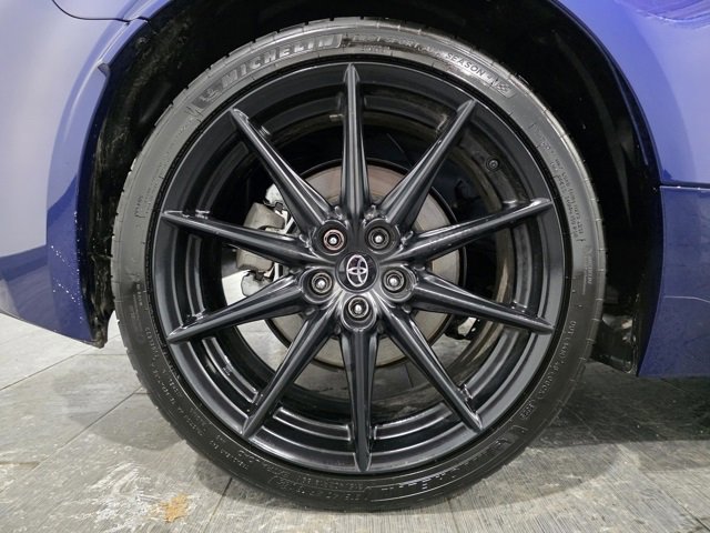 Used 2025 Toyota GR86 Premium w/ ALL Weather Mat Package (TMS) image 22