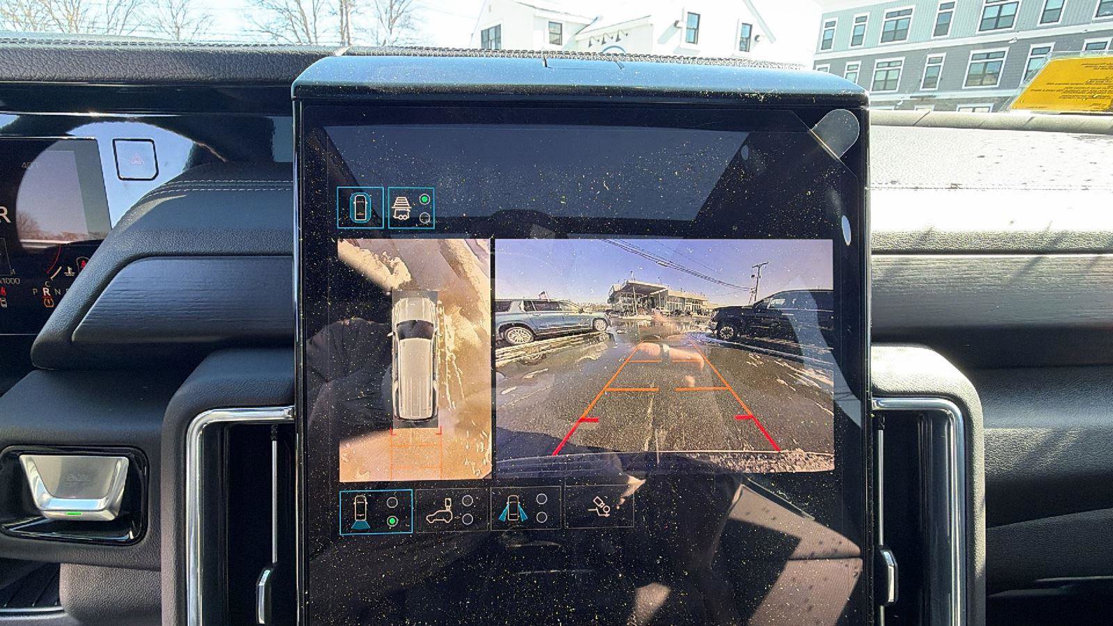 New 2025 GMC Yukon XL Denali w/ Sun & Power Step Package image 14