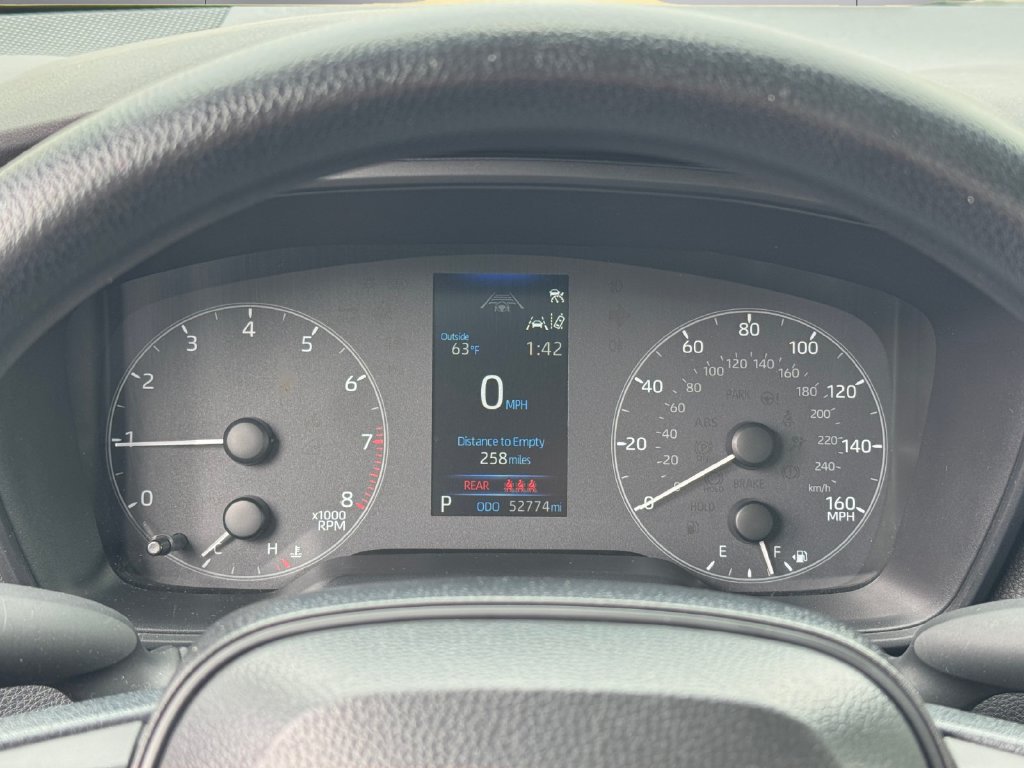 Certified 2025 Toyota Corolla LE FWD image 14