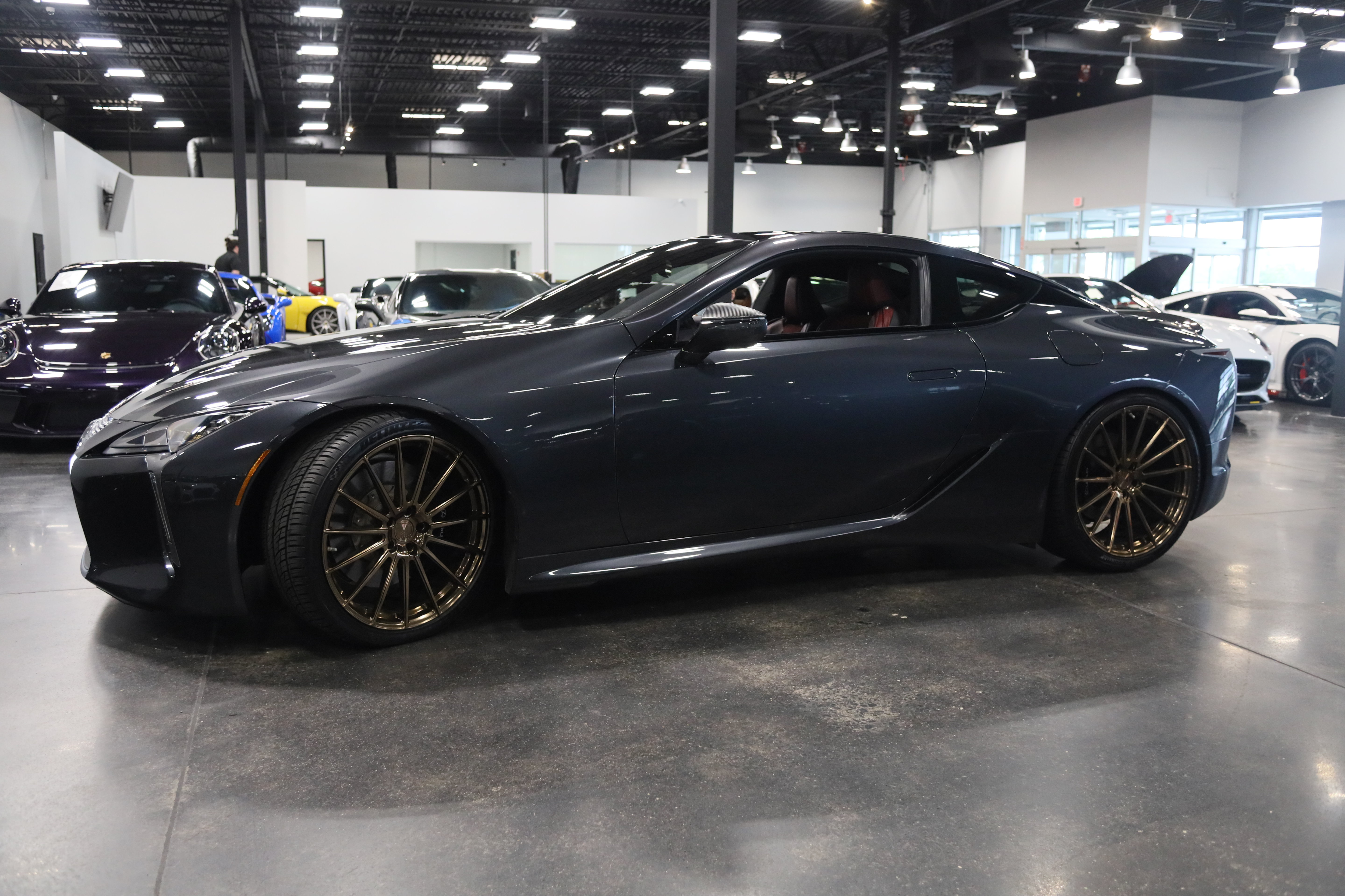 Used 2018 Lexus LC 500 Coupe w/ Sport Package RWD image 9