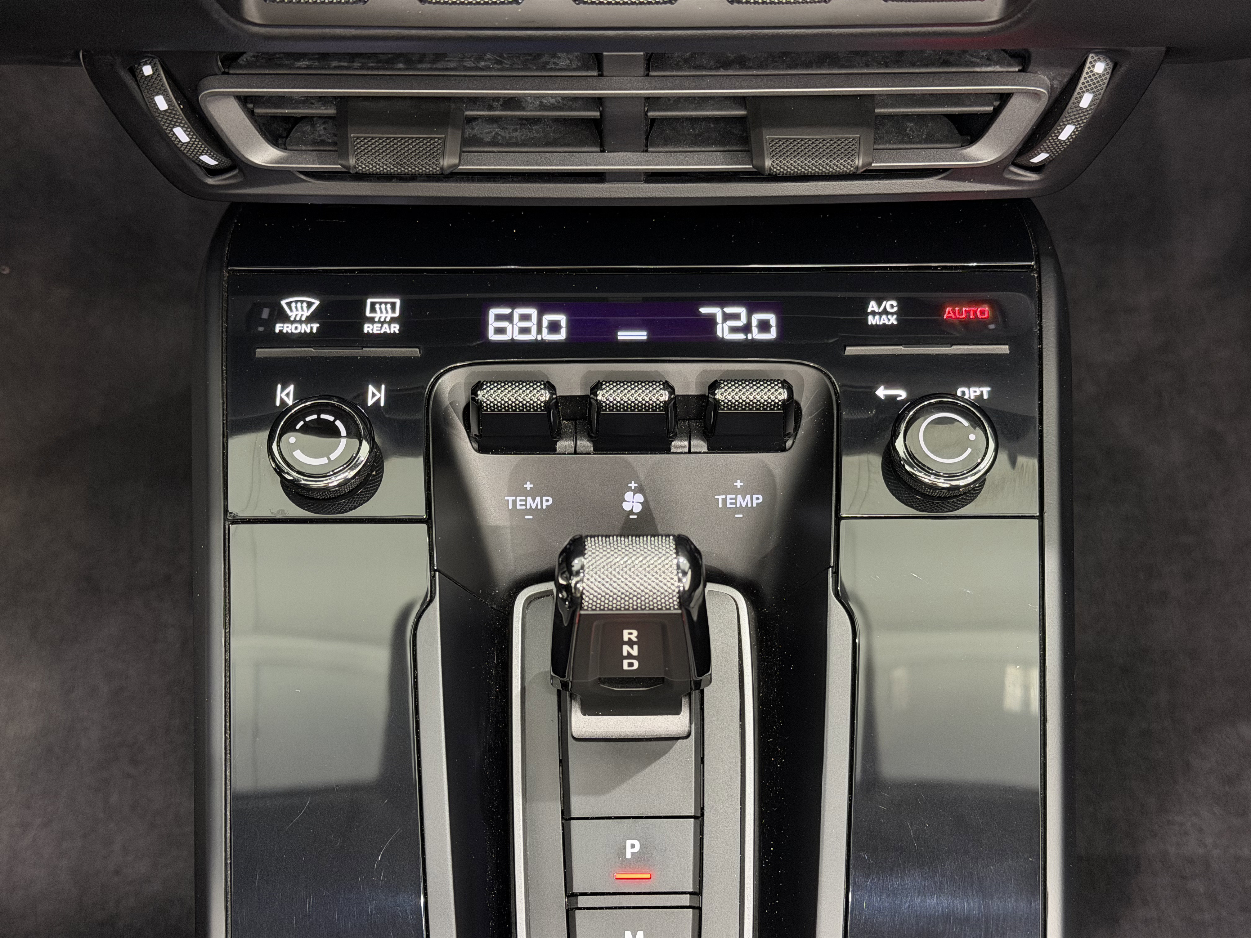 Certified 2022 Porsche 911 Carrera GTS image 39