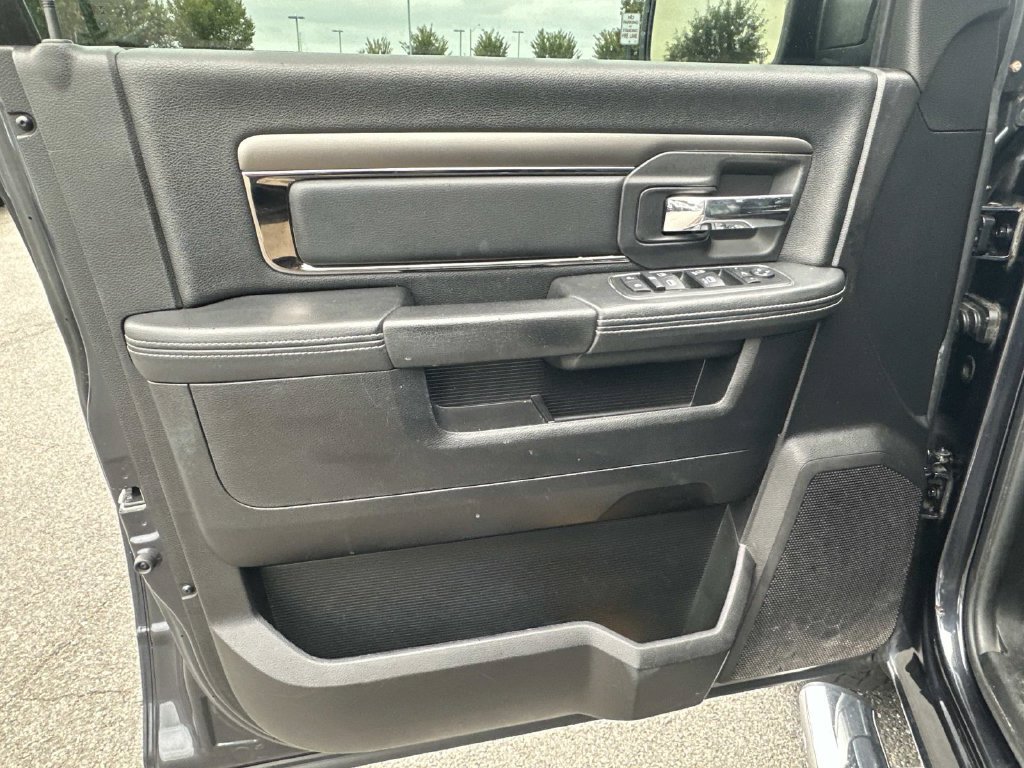 Used 2015 RAM 1500 Sport w/ Convenience Group AWD/4WD image 17