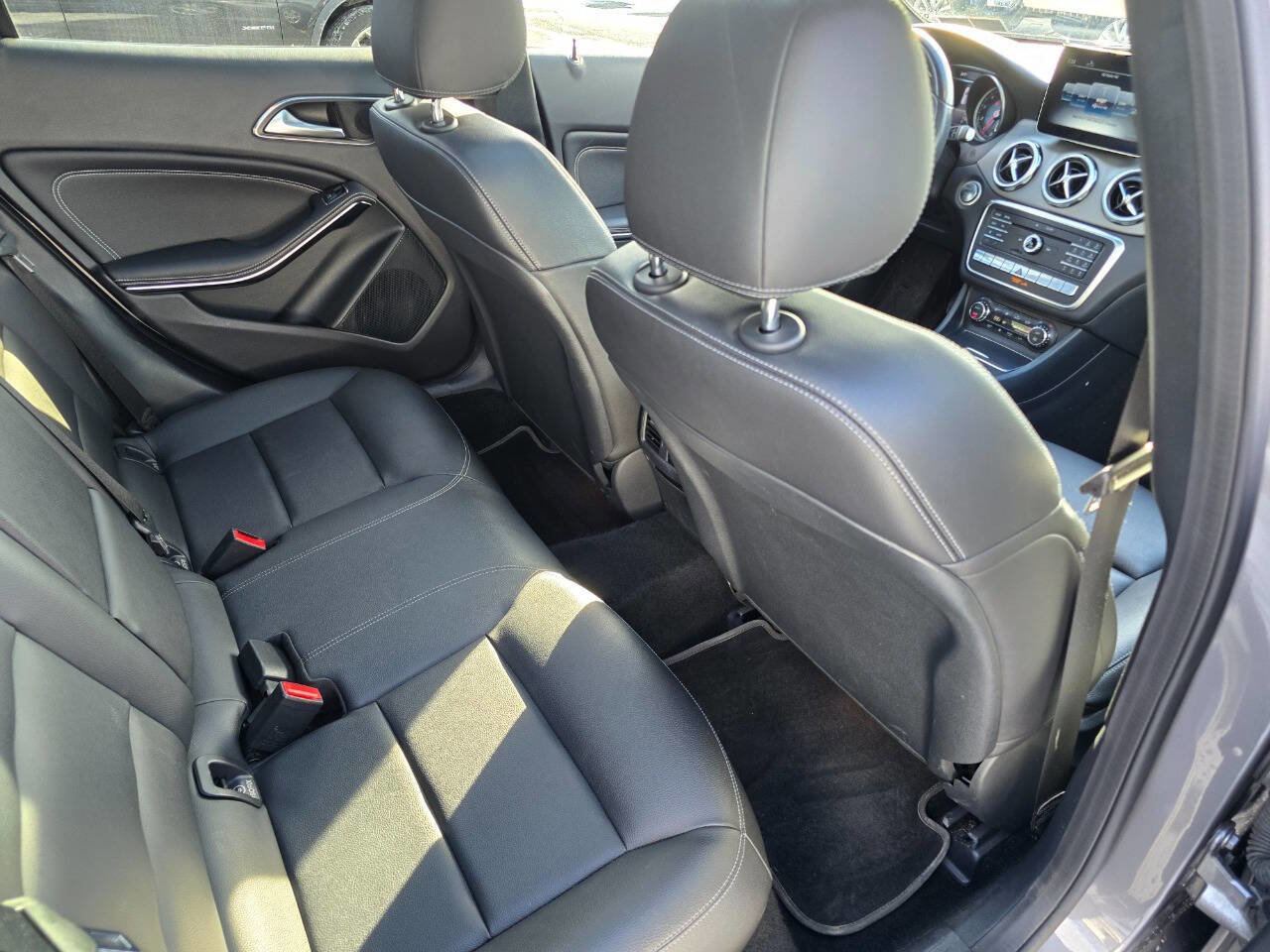 Used 2019 Mercedes-Benz GLA 250 GLA 250 4MATIC AWD 4dr SUV image 26