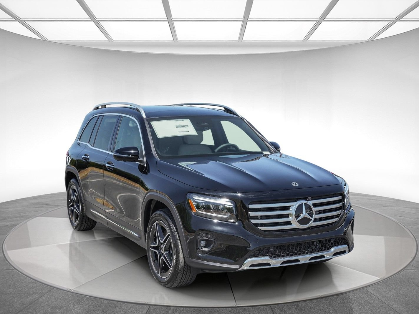 New 2026 Mercedes-Benz GLB 250 4MATIC image 5