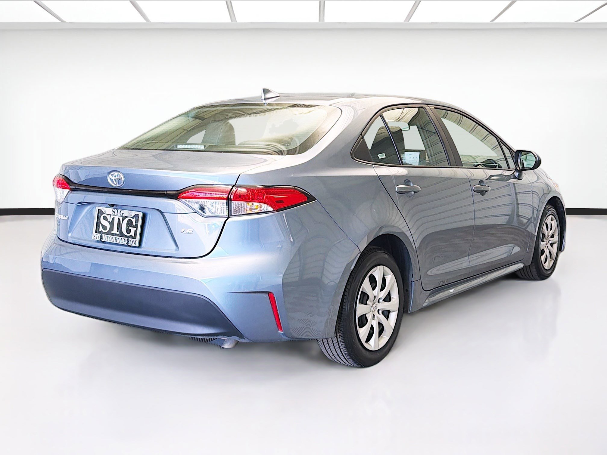 Used 2024 Toyota Corolla LE image 4