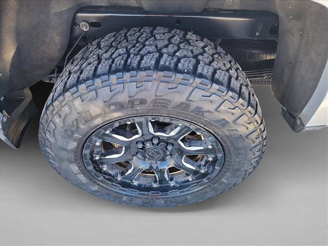 Used 2016 GMC Canyon SLE w/ SLE Convenience Package image 12