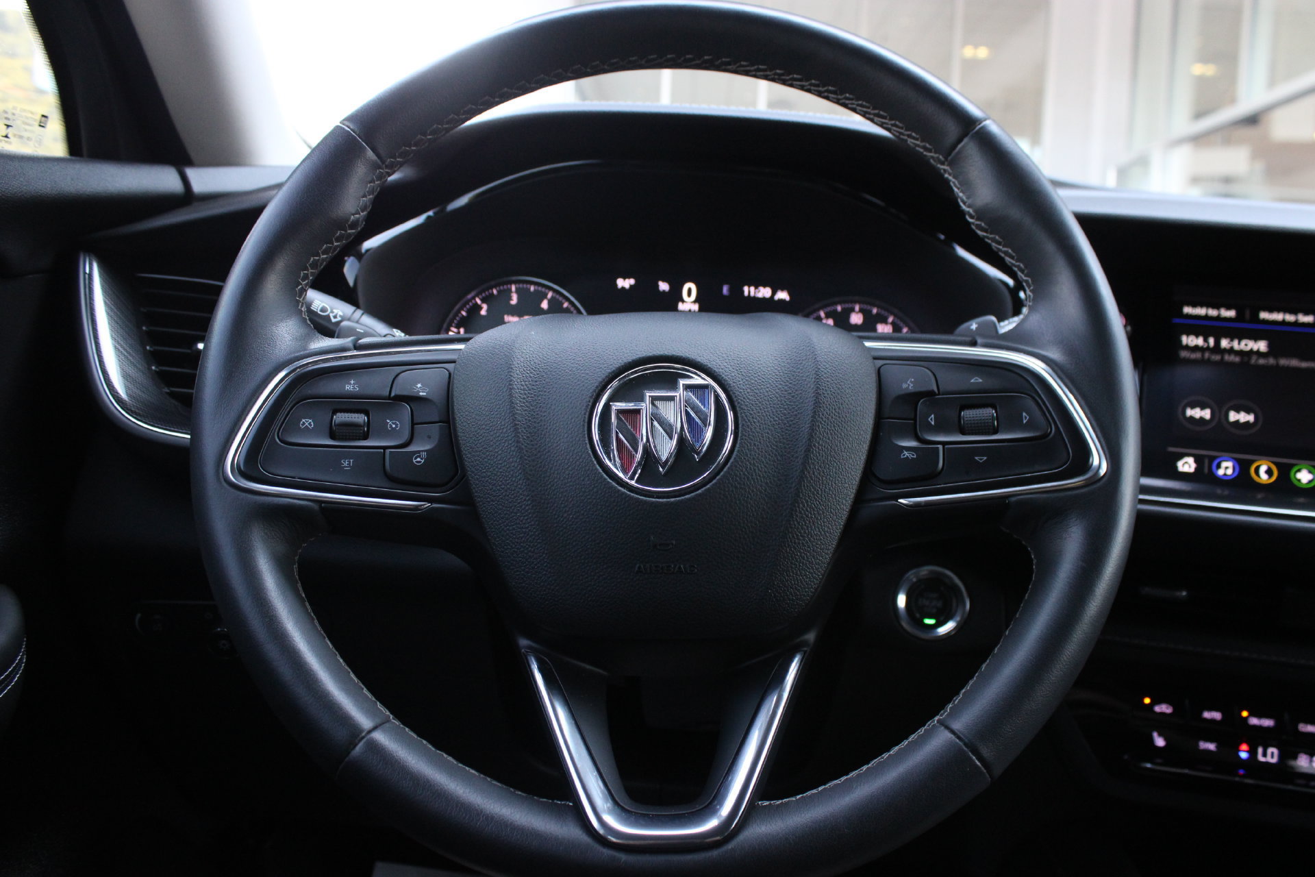 Used 2022 Buick Envision Essence w/ Sport Touring Package FWD image 30
