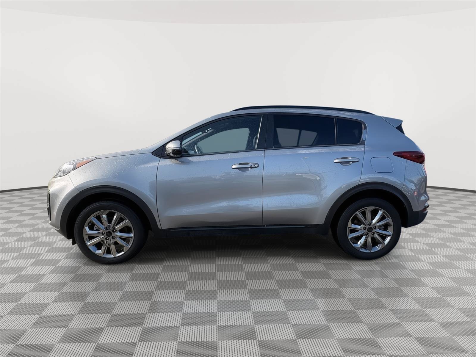 Used 2021 Kia Sportage S w/ S AWD Premium Package image 2