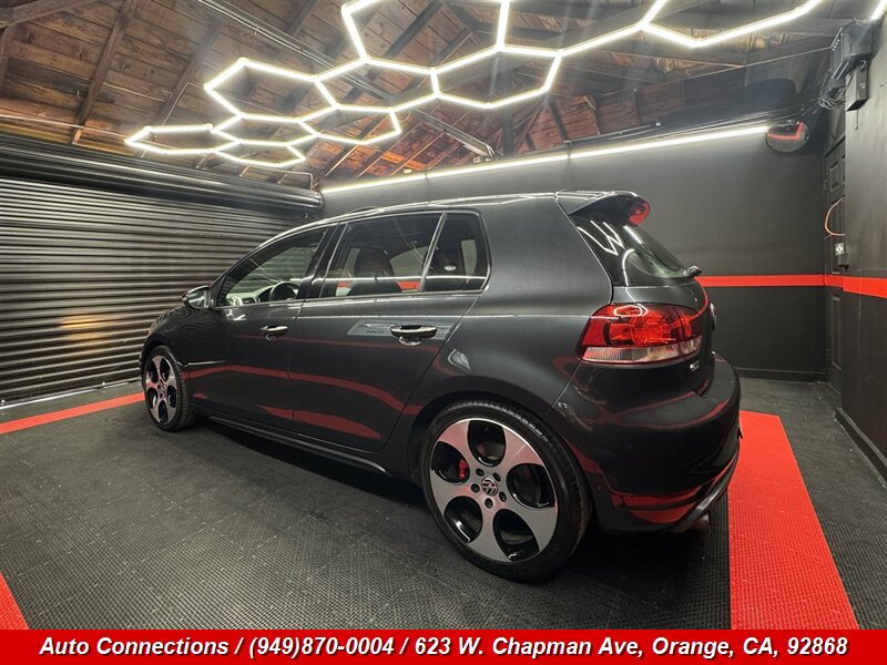 Used 2012 Volkswagen Golf 4-Door FWD image 4