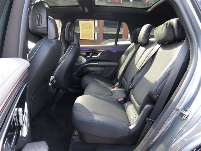 Used 2023 Mercedes-Benz EQS 580 4MATIC SUV image 20