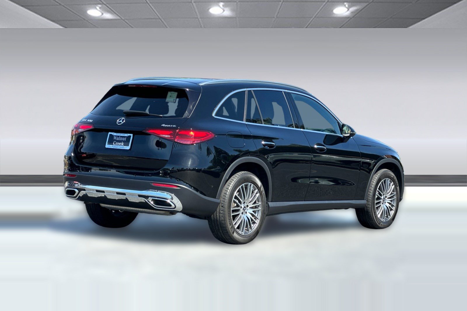 Certified 2024 Mercedes-Benz GLC 300 4MATIC image 9