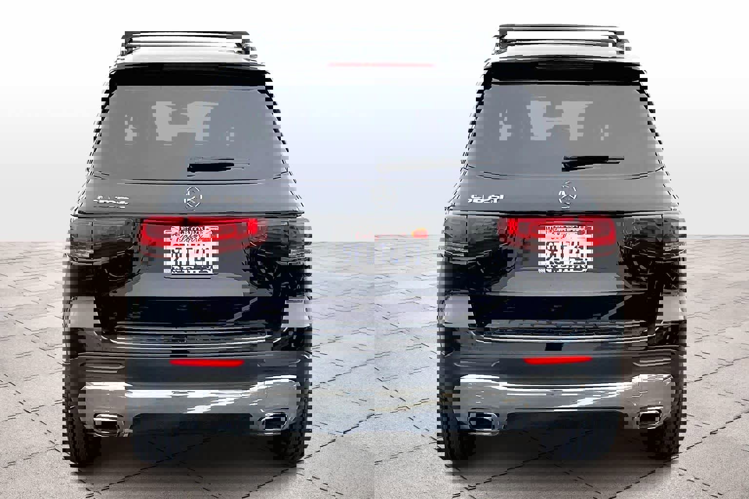 Used 2023 Mercedes-Benz GLB 250 image 7