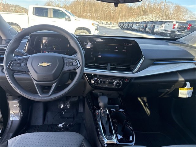 New 2026 Chevrolet Trax LT image 21