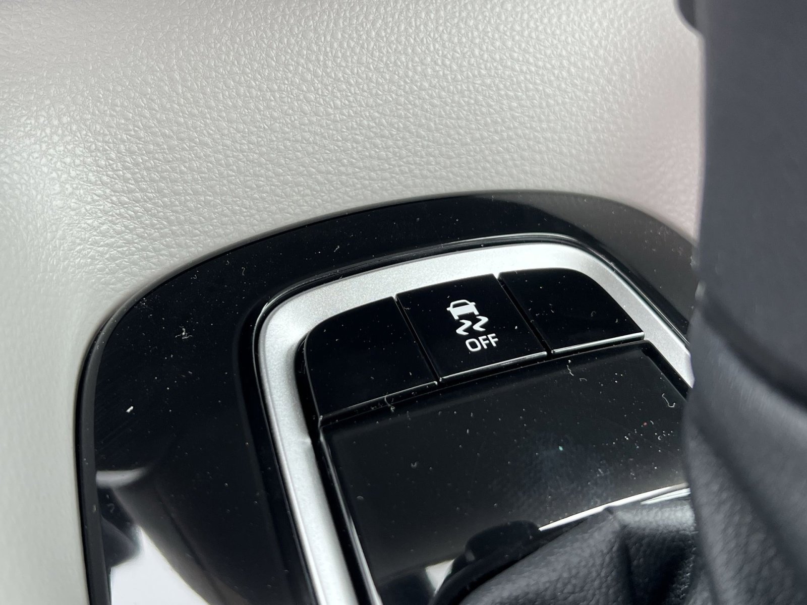 New 2026 Toyota Corolla LE image 25